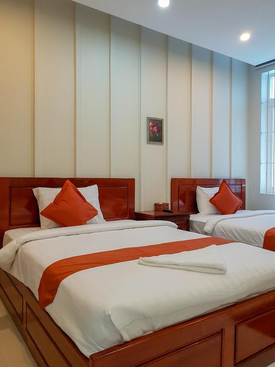Montagne Regency Hotel Kampot Bagian luar foto