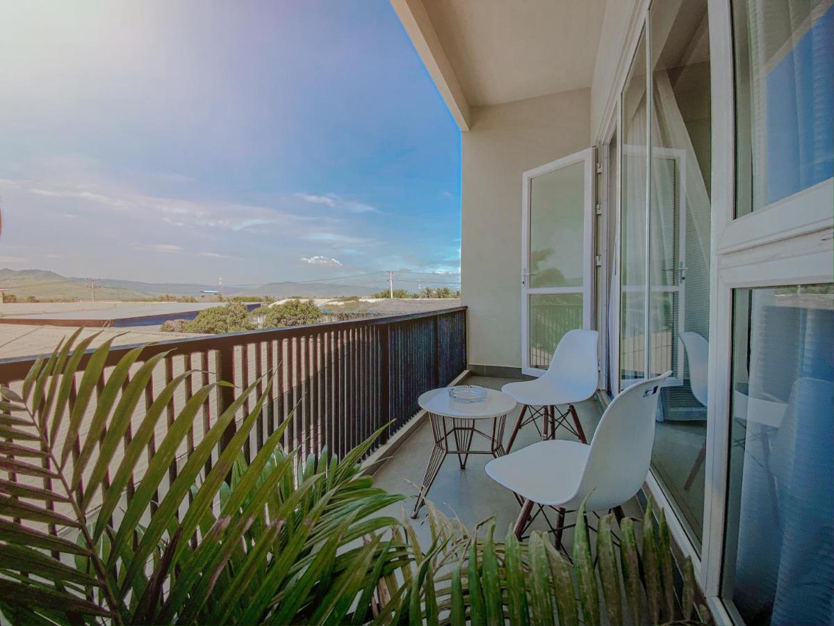 Montagne Regency Hotel Kampot Bagian luar foto
